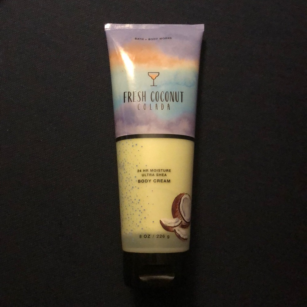 NEW Bath & Body Works Signature Collection Fresh Coconut Colada Body Cream 8 oz